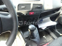 Bedrijfswagen opel combo (2017-182.639 km-vin:wol6zyc1ag9594143) - afbeelding 5 van  28