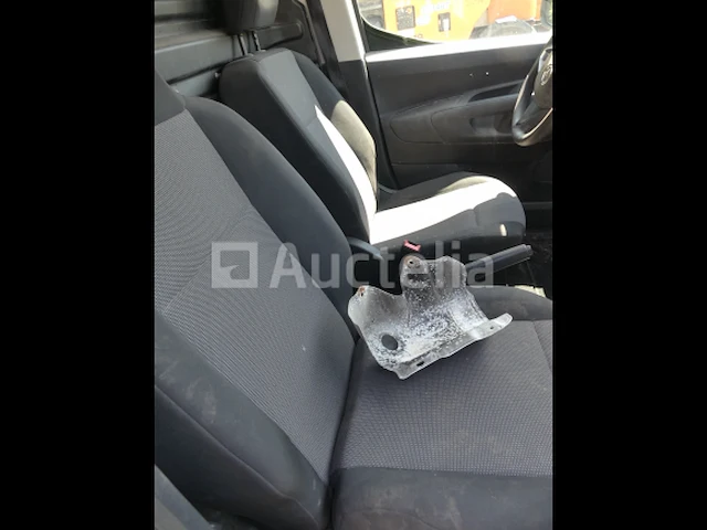 Bedrijfswagen opel combo (2020-ca. 76.876 km-vin:wovefyhwckj766295) - afbeelding 1 van  26