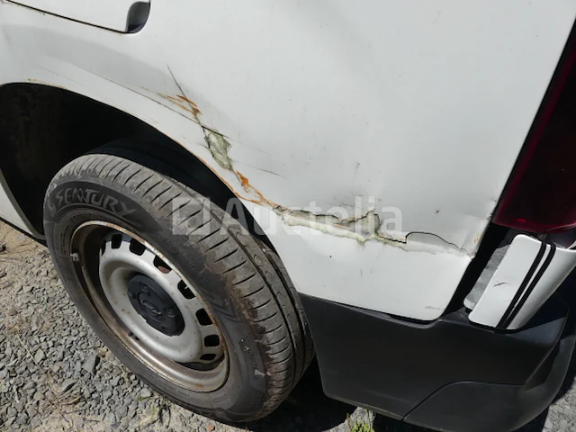 Bedrijfswagen opel combo (2020-ca. 76.876 km-vin:wovefyhwckj766295) - afbeelding 16 van  26