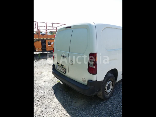 Bedrijfswagen opel combo (2020-ca. 76.876 km-vin:wovefyhwckj766295) - afbeelding 23 van  26