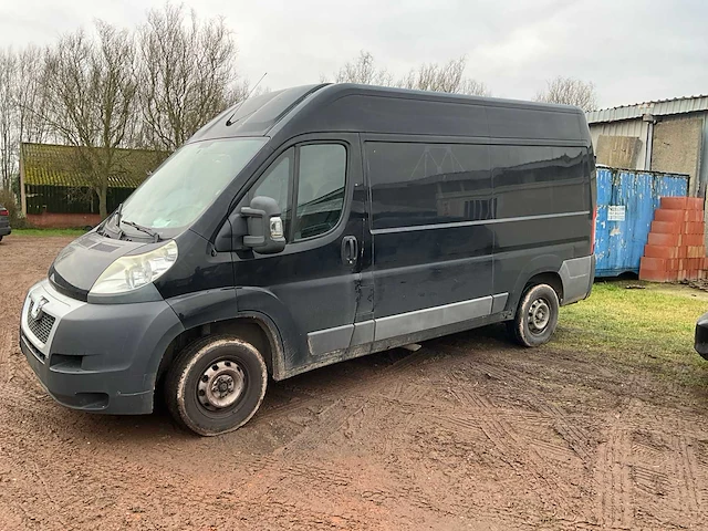 Bedrijfswagen peugeot boxer, 2013 - afbeelding 1 van  27