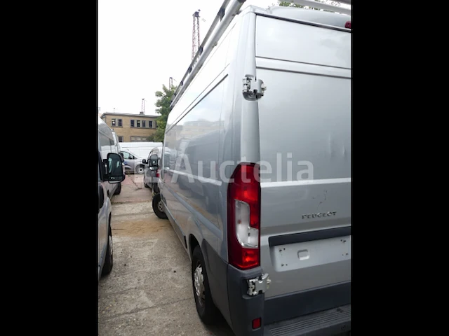 Bedrijfswagen peugeot boxer (2015-124.932 km) - vin vf3yctmfc12a08342 - afbeelding 3 van  38