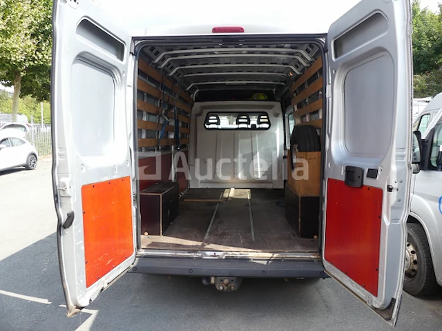 Bedrijfswagen peugeot boxer (2016-112.060 km) - vin vf3yc2mfc12c99586 - afbeelding 4 van  33