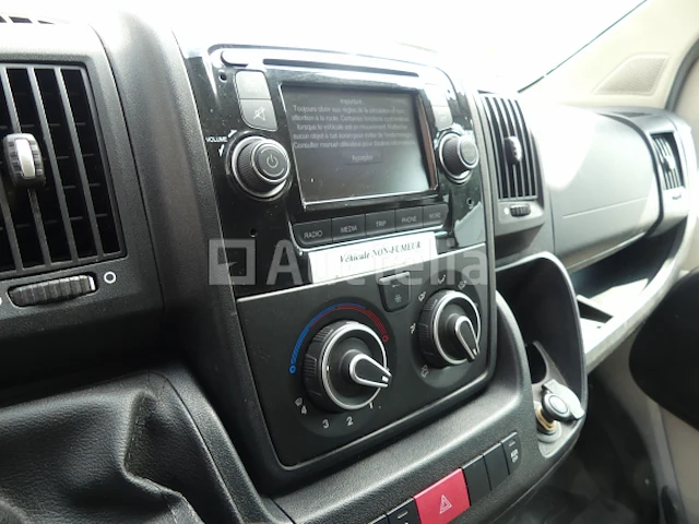 Bedrijfswagen peugeot boxer (2016-112.060 km) - vin vf3yc2mfc12c99586 - afbeelding 10 van  33