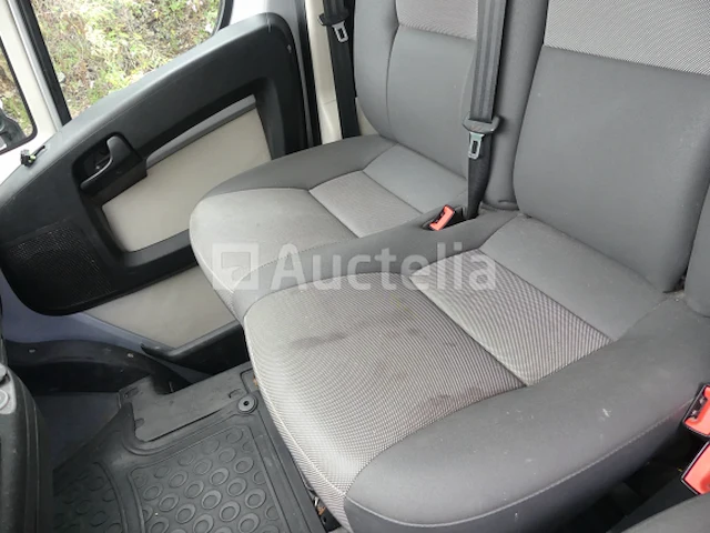 Bedrijfswagen peugeot boxer (2016-97.996 km) - vin vf3yc2mfc12d00048 - afbeelding 17 van  34