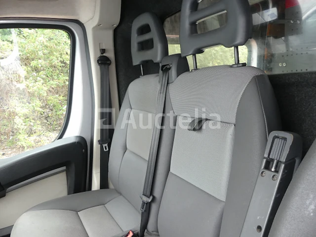 Bedrijfswagen peugeot boxer (2016-97.996 km) - vin vf3yc2mfc12d00048 - afbeelding 18 van  34