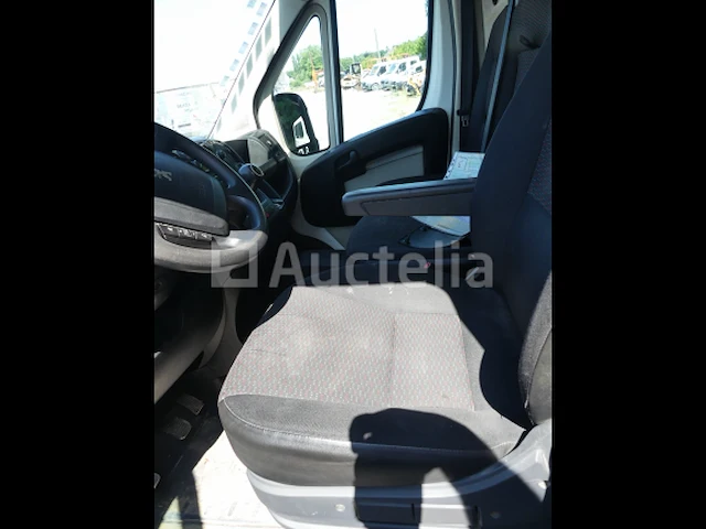 Bedrijfswagen peugeot boxer (2018-174.829 km-vin:vf3yc2mfb12g62599) - afbeelding 4 van  30