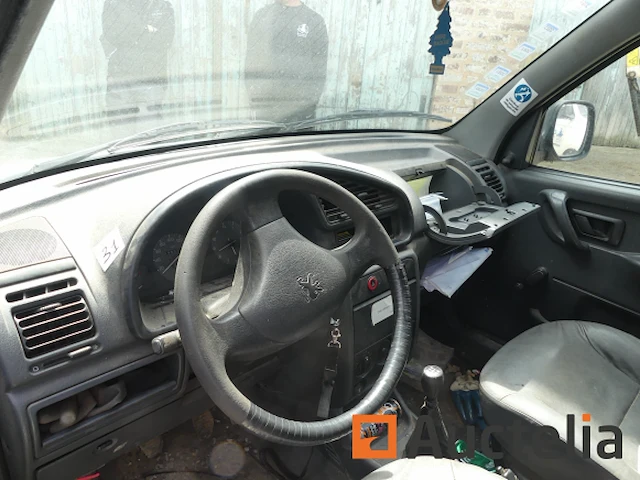 Bedrijfswagen peugeot partner (1999-186.581 km) - afbeelding 11 van  26