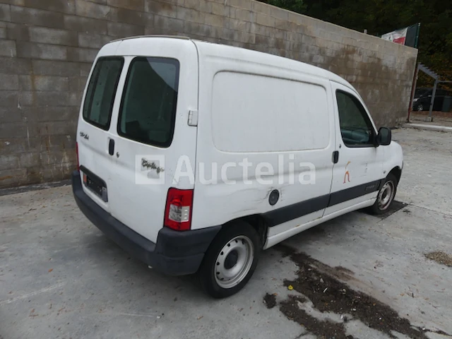 Bedrijfswagen (voor onderdelen) citroen berlingo (2009-102.969 km) - afbeelding 1 van  12