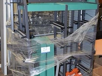 Bedrijfswageninrichtingsysteem bru systems - afbeelding 1 van  1