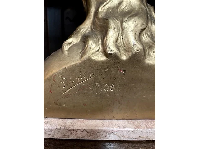 Beeld jesus h:33 cm x 35 cm x 17 cm - afbeelding 2 van  2