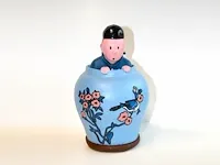 Beeld kuifje blauwe lotus - steen - 15 x 26 cm - afbeelding 1 van  11