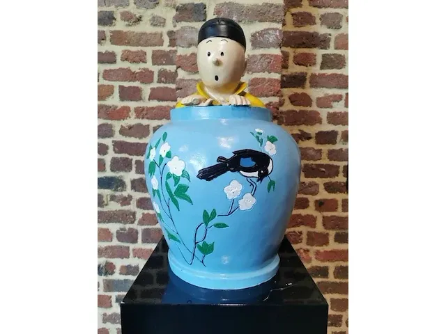 Beeld kuifje in blauwe vaas - blauwe lotus - 35 x 60 cm - afbeelding 7 van  14