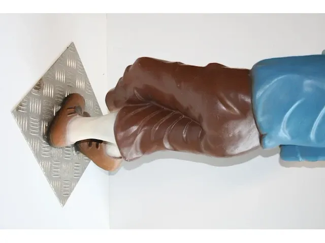 Beeld kuifje met cola - 28 x 85 cm - afbeelding 13 van  13