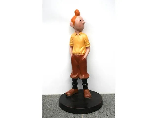 Beeld kuifje met gele trui - 35 x 76 cm - afbeelding 5 van  12
