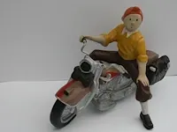 Beeld kuifje op de motor - 22 x 29 x 42 cm - afbeelding 4 van  11