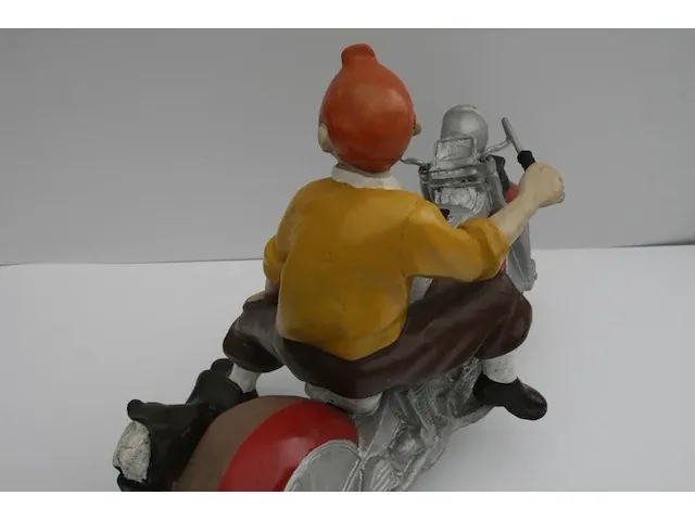 Beeld kuifje op de motor - 22 x 29 x 42 cm - afbeelding 9 van  11