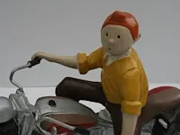 Beeld kuifje op de motor - 22 x 29 x 42 cm - afbeelding 11 van  11