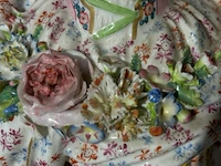 Beeld meissen rouwend meisjesbeeld porselein - afbeelding 4 van  7