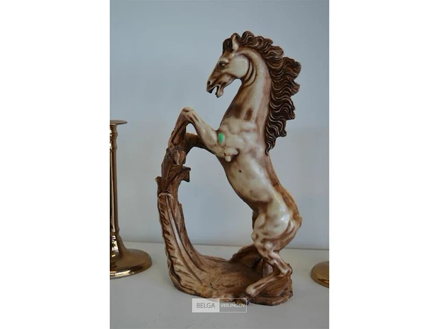 Beeld paard h=34cm , 2 kandelaars h=22,5 cm - afbeelding 2 van  5