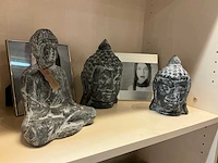 Beelden “buddha” (7x) (waaronder 1 fontein met lichtbal) en fotokaders en geurstokjes - afbeelding 6 van  7