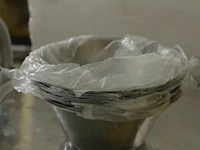 Beeldje grootvader met kind - afbeelding 4 van  4