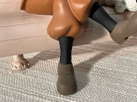 Beeldje met kuifje met bobby op bankje - afbeelding 5 van  6