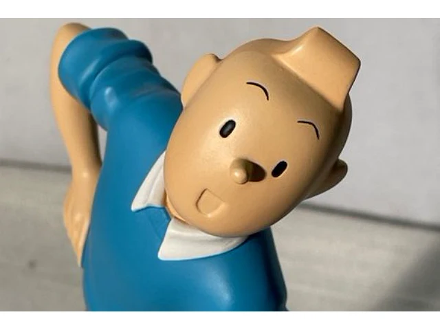 Beeldje tintin & bobby gymnastiek - afbeelding 3 van  5