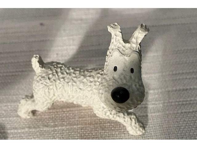 Beeldje tintin "de 7 kristallen bollen" - afbeelding 4 van  6