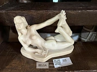 Beeldje uit albast - afbeelding 2 van  2