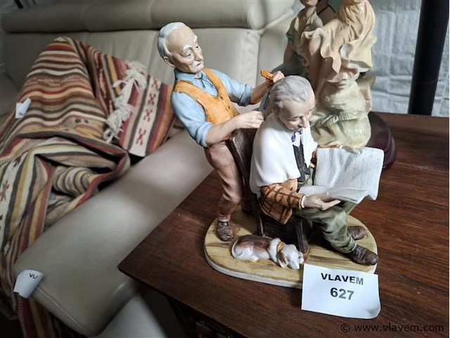 Beeldje - afbeelding 1 van  1