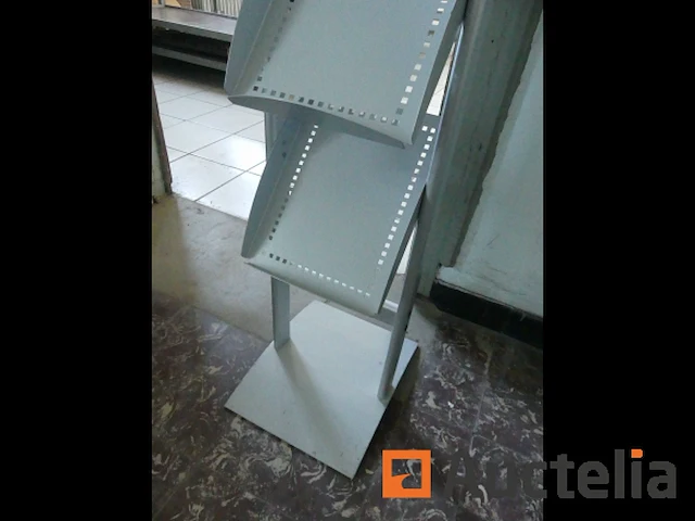 Beeldscherm - ref 010184-176 - afbeelding 2 van  4