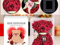 Beer in zijde-rozen - afbeelding 3 van  4