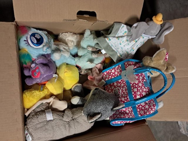 Beertjes en speelgoed allerlei - afbeelding 1 van  2