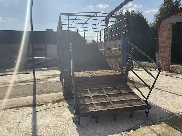Beestenwagen / veeaanhangwagen - afbeelding 5 van  28
