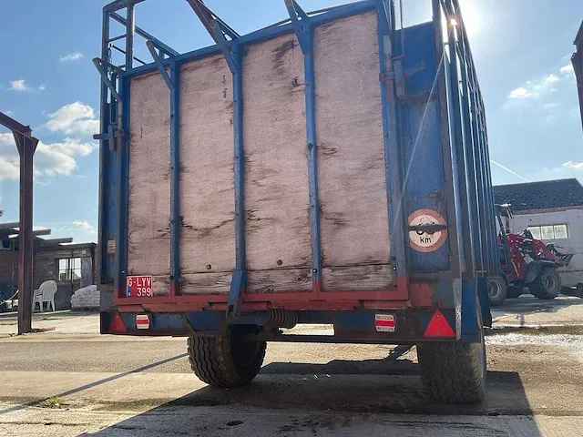Beestenwagen / veeaanhangwagen - afbeelding 24 van  28