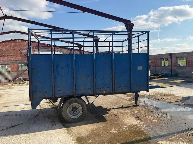 Beestenwagen / veeaanhangwagen - afbeelding 26 van  28