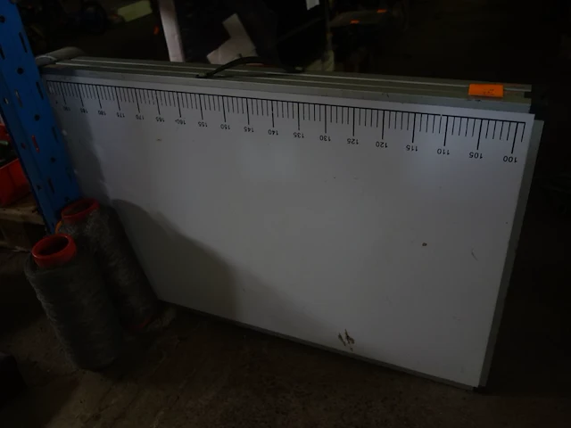 Behangtafel (licht beschadigd) - afbeelding 1 van  2