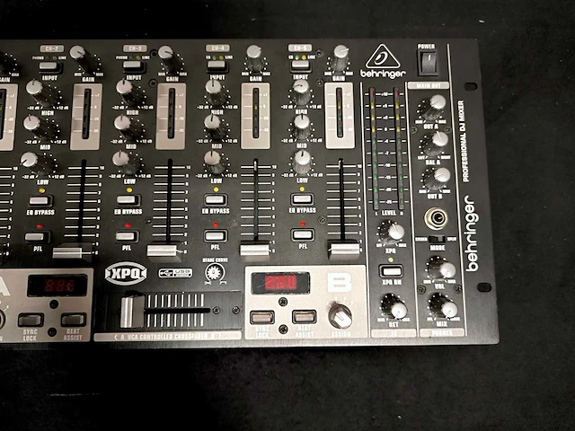 Behringer - vmx1000 usb - dj-mixer - afbeelding 7 van  11