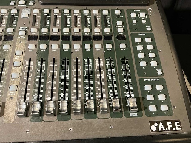 Behringer digital mengtafel - afbeelding 6 van  9