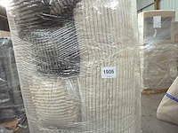 Beige corduroy rechterhoek bank met beige ribben van pascal morabito - afbeelding 6 van  6