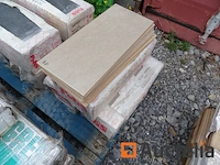 Beige tegel 20 x 45 - afbeelding 1 van  4