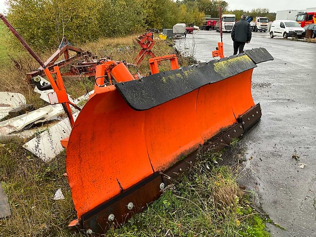 Beilhack sneeuwploeg - afbeelding 17 van  19