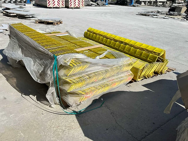 Bekistingsmateriaal (250x) - afbeelding 3 van  5
