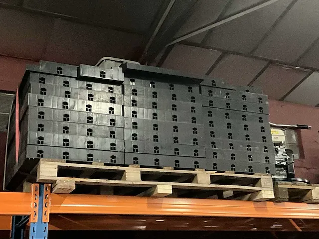 Bekistingsmateriaal - afbeelding 1 van  4