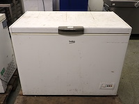 Beko bak diepvries - afbeelding 1 van  4
