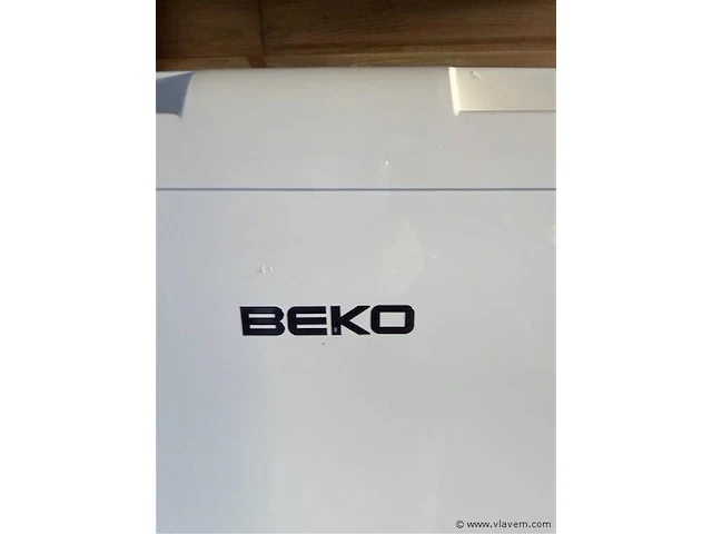 Beko diepvriezer 146cm hoog x 54cm breed - afbeelding 3 van  5