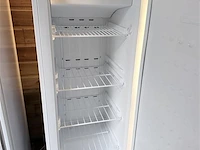 Beko diepvriezer 146cm hoog x 54cm breed - afbeelding 4 van  5