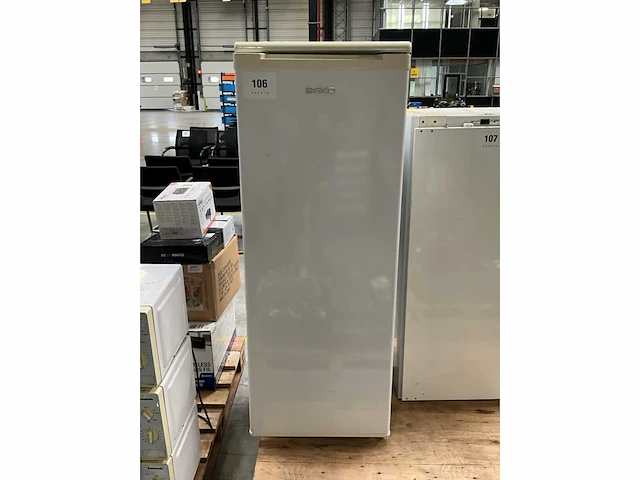 Beko lrn2840 koelkast - afbeelding 2 van  4