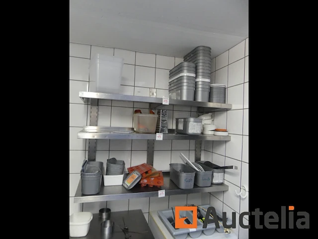 Beko rvs plateaus + vriezer - afbeelding 1 van  8